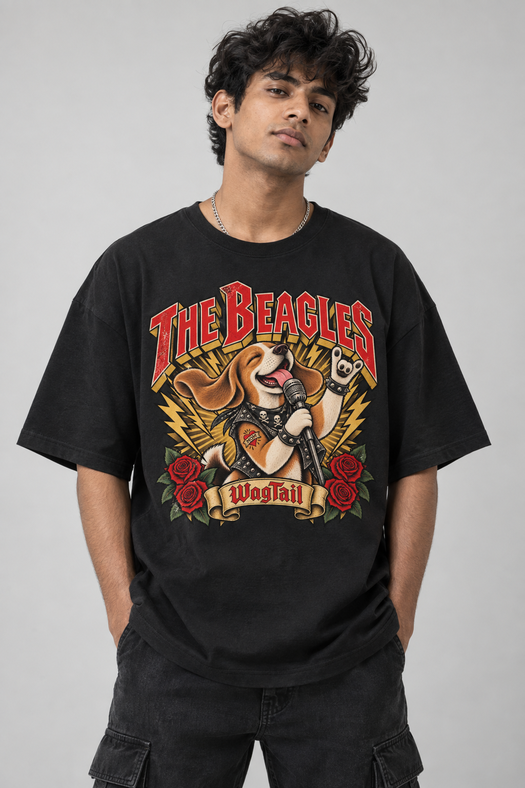 Beagle | The Beagles Oversized T-Shirt - lifestyle photo