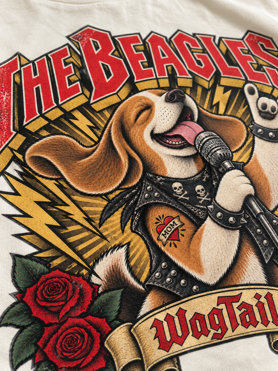 Beagle | The Beagles Oversized T-Shirt - alternate color, close-up of print detail